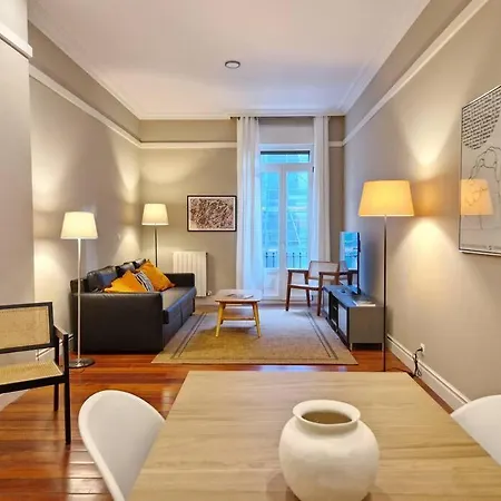 Apartment Gran Via & Parking Gratis By Aloha