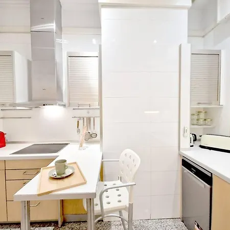Gran Via & Parking Gratis By Aloha Apartment