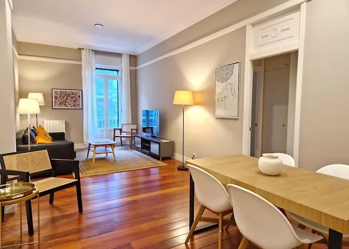 Gran Via & Parking Gratis By Aloha * بلباو